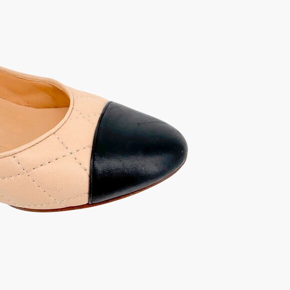 Chanel Quilted Cap Toe CC Pumps Size 36.5 US 5.5-6 Beige Black Low Heel Leather - Picture 11 of 14